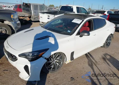 2022 Kia Stinger Gt-Line z USA, uszkodzony, nr VIN KNAE35LD1N6101400